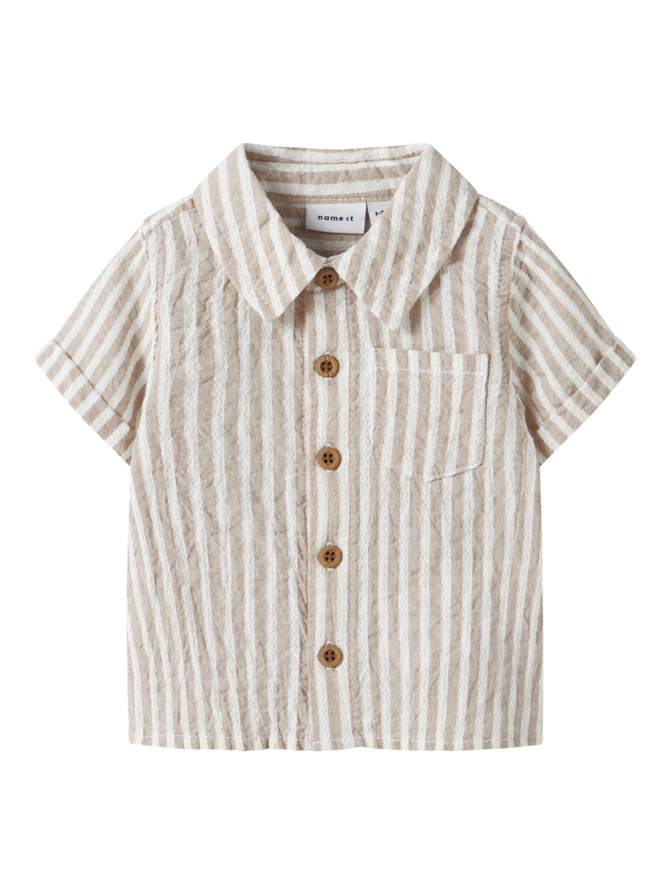 Vit och beige randig kortärmad baby skjorta till pojke. Sommar skjorta till bebis pojke, ekologiska baby kläder från Name it.
NBMFEDENIS SS SHIRT
13240217