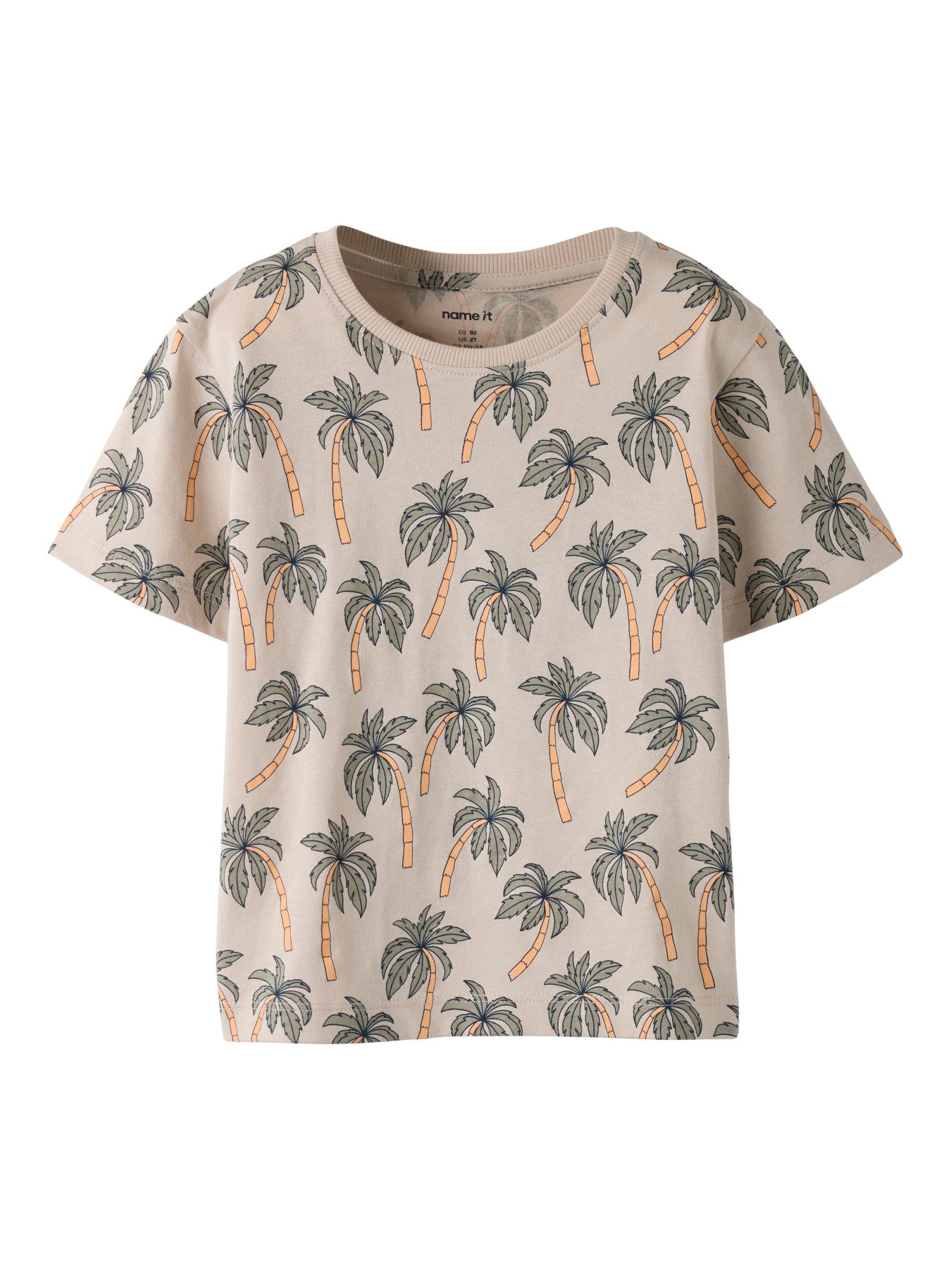 Palmer sommar t-shirt till pojke i ekologisk bomull. Kortärmad beige tröja med djungel till liten kille.
NMMVALTHER SS NREG TOP
13241581