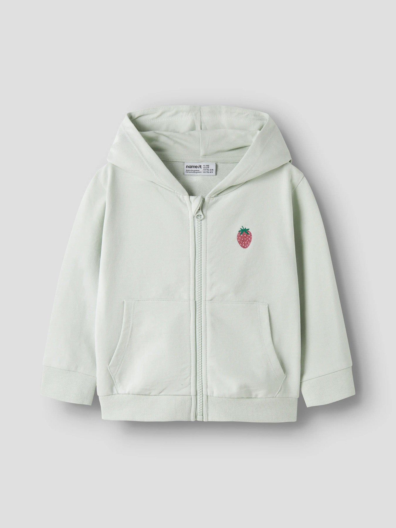 Ljus grön sweat hoodie jacka till flicka. Luvjacka till flicka från Name it.
NMFVALONNY LS NREG SWE CARD WH UNB
13244030