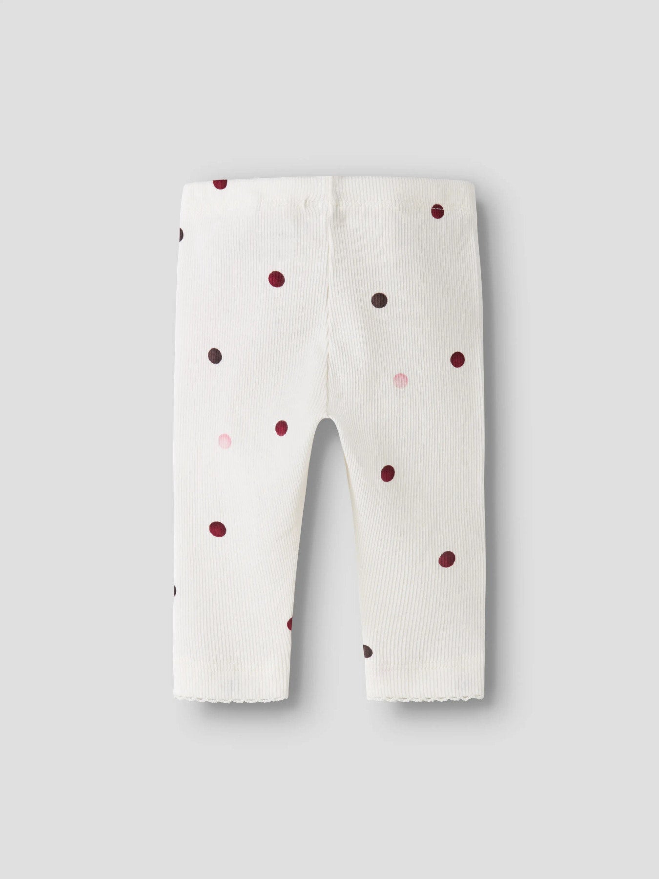 Ribbad  baby leggings till bebis flicka. Prickiga vita baby byxor till nyfödd flicka, ekologiska bebis leggins från Name it.
NBFNUTTI LEGGING NOOS
13246492