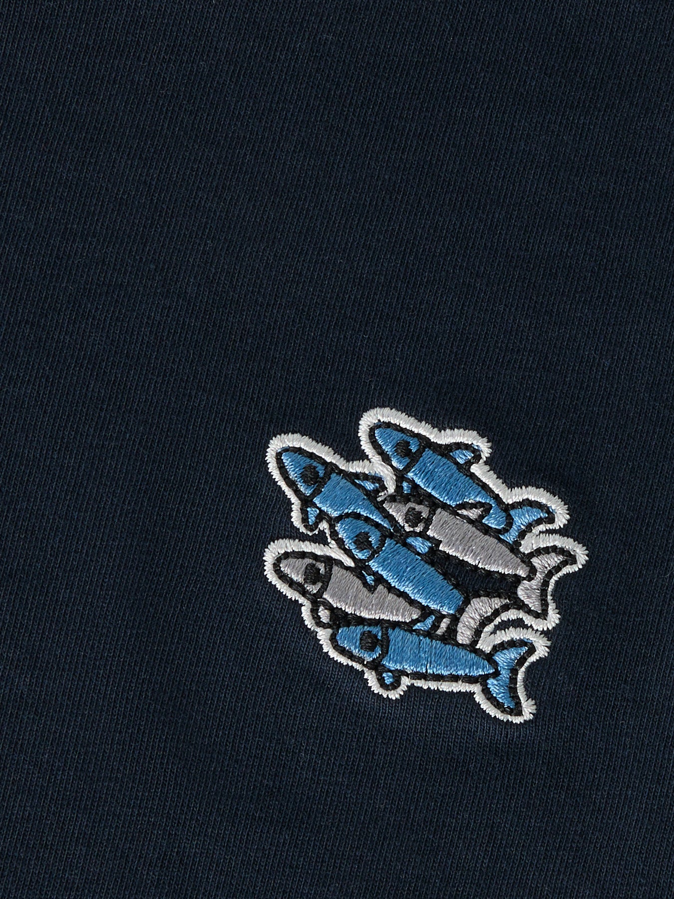 Enfärgad blå kortärmad t-shirt till pojke. Ekologiska barnkläder till pojke, t-shirt från Name it.
NMMFRANK SS NREG TOP BOX PB
13251009