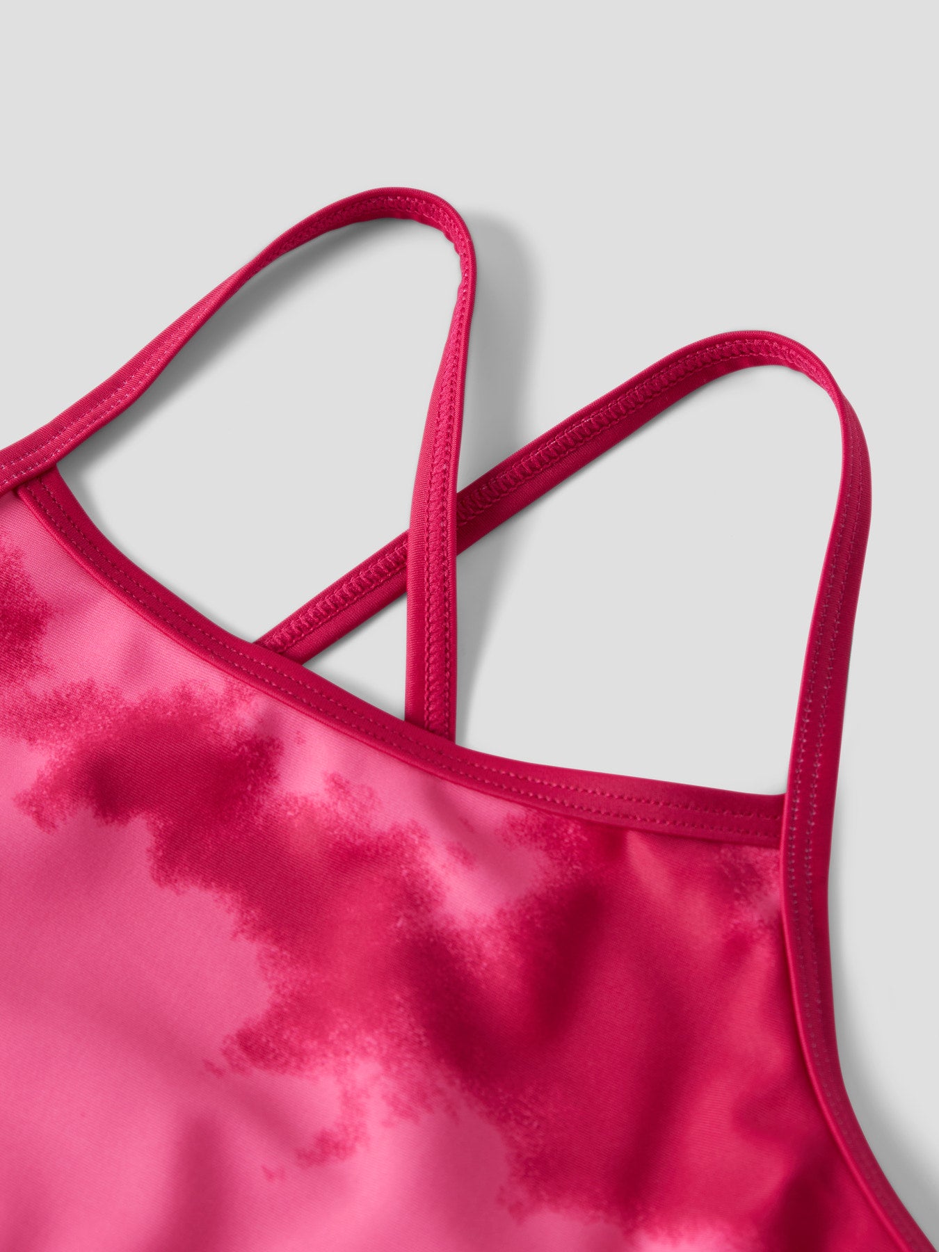 Rosa färgstark bikini med smala korsade axelband. Badkläder bikini till flicka, tjej från Name it.
NKFZIZLA BIKINI BOX TB
13251611