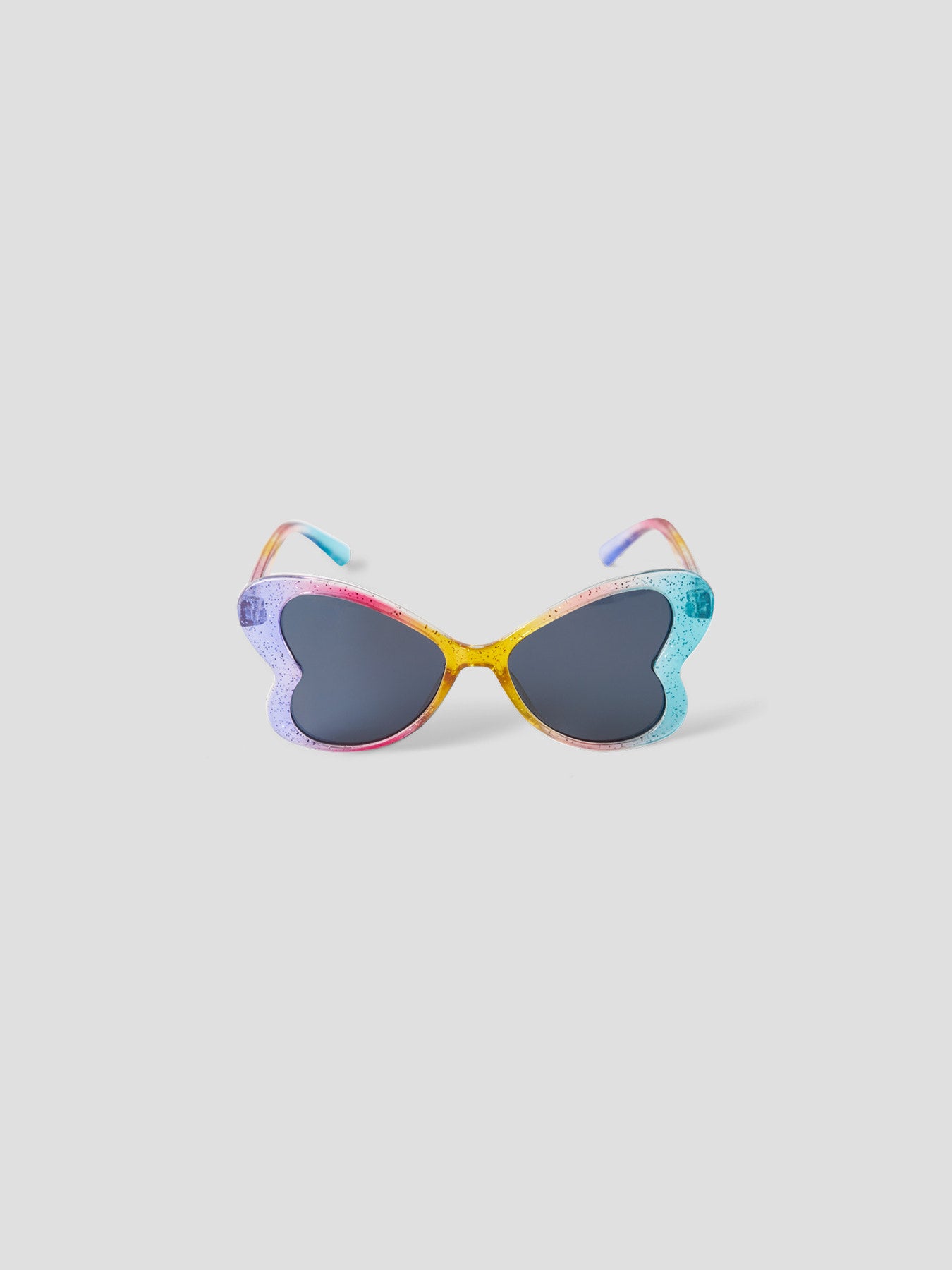 Hjärtformade sol glasögon till liten flicka. Solbrillor, solglasögon till flicka från Name it.
NMFFRANA SUNGLASSES
13251872