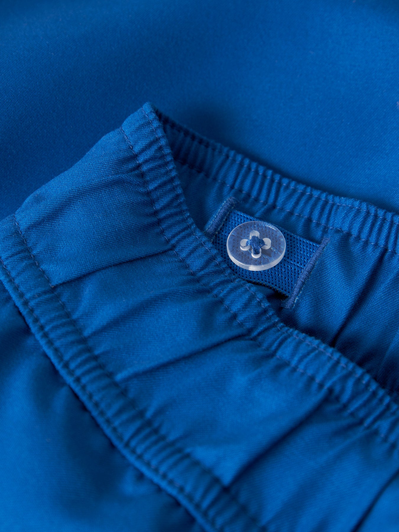 Enfärgade blå bad shorts till pojke. Badbyxor badshorts från Name it.
NKMZAKA SWIM SHORTS TB
13251965