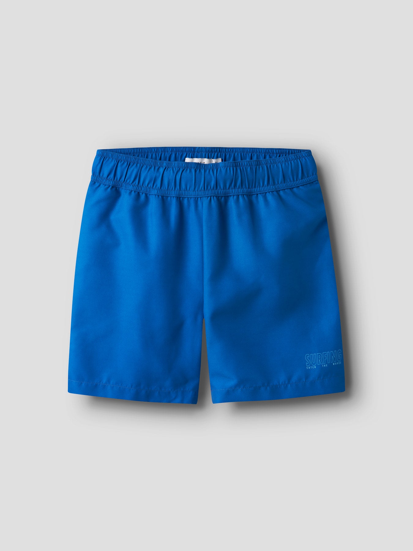 Enfärgade blå bad shorts till pojke. Badbyxor badshorts från Name it.
NKMZAKA SWIM SHORTS TB
13251965
