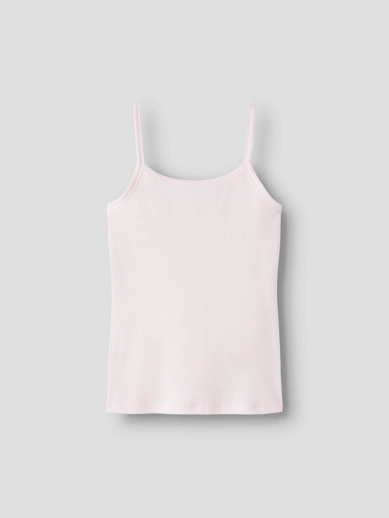 Rosa linne med smala axelband till ungdom tjej. Bas linne strap top till flicka från LMTD.
NLFHINAJA STRAP TOP NOOS
13252459