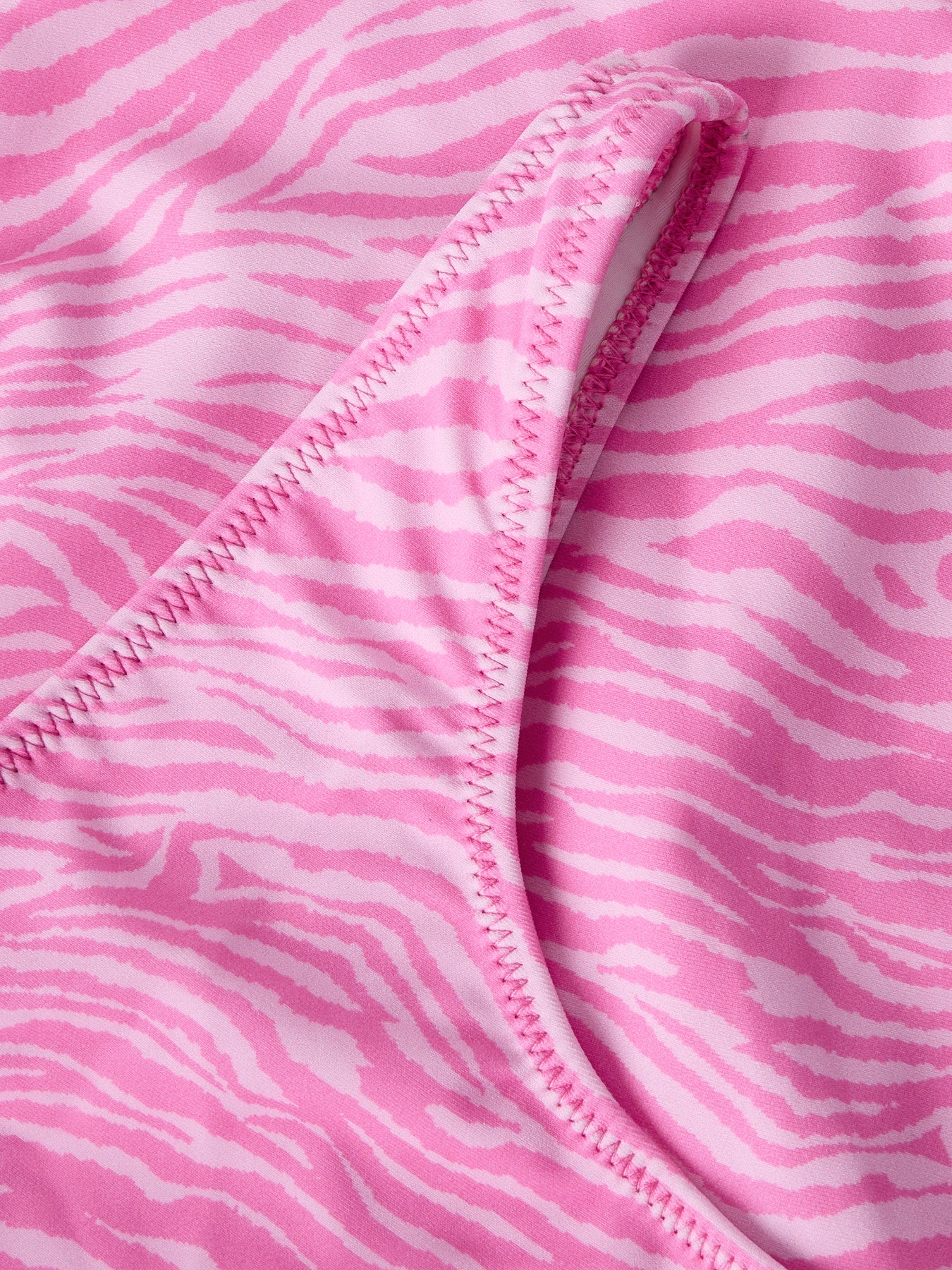 Rosa bikini till flicka. Badkläder till tjej från Name it. Barn och ungdoms bikini.
NKFZANIMAL BIKINI
13253288