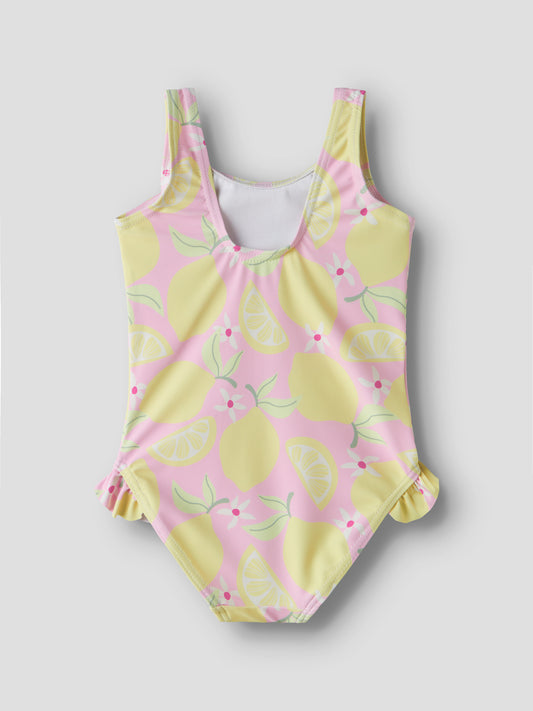 Söt rosa baddräkt med gula citroner till flicka. Baddräkt med volanger och sött mönster till flicka från Name it.
NMFZILUA SWIMSUIT
13253295