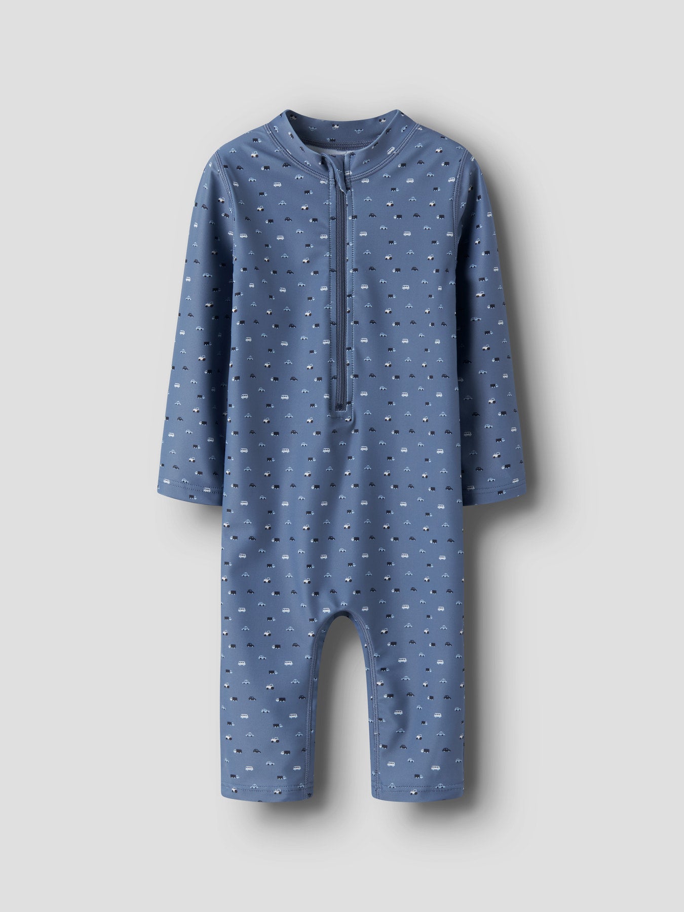 Blå bilar mönstrad uv dräkt till pojke. Uv-kläder från Name it till pojkar, snabbtorkande.
NMMZIPPO 3/4 UV SWIMSUIT
13253335