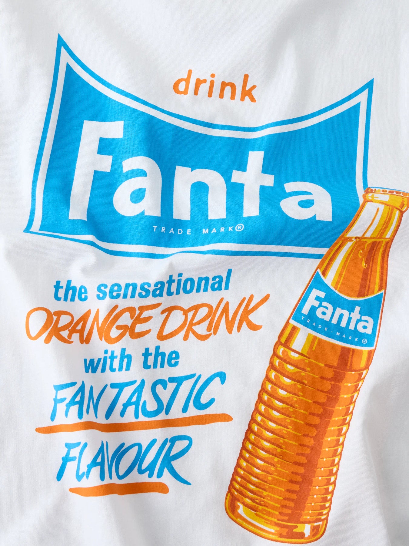 Snygg Fanta t-shirt till kille och tjej. Ungdoms tröja kortärmad Fanta t-shirt i unisex modell till flicka och pojke från LMTD.
NLNMADDEN FANTASPRITE SS L TOP BOX BFU
13254214