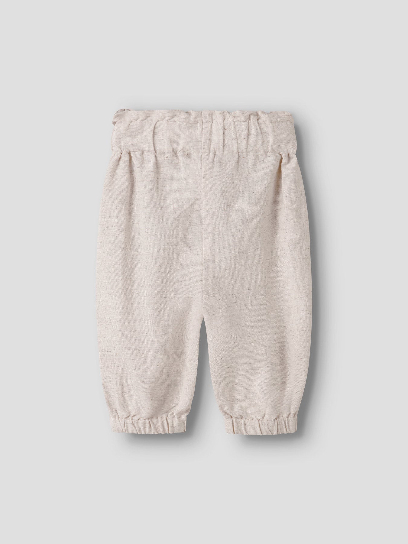 Söt beige linnebyxa till bebis flicka. Fina sommar byxor i lin till baby flicka från Name it.
NBFFAHER PANT
13254485
