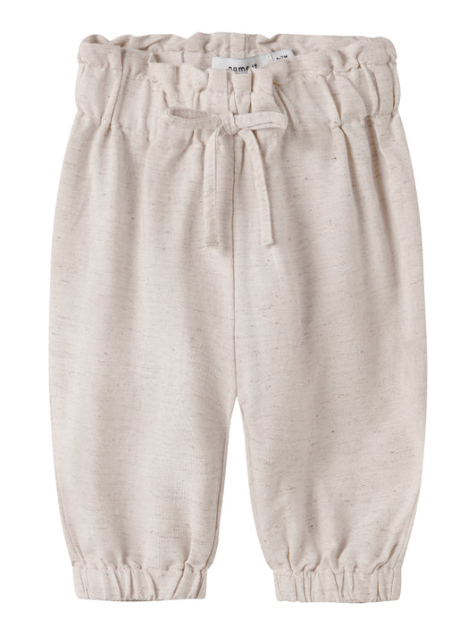 Söt beige linnebyxa till bebis flicka. Fina sommar byxor i lin till baby flicka från Name it.
NBFFAHER PANT
13254485