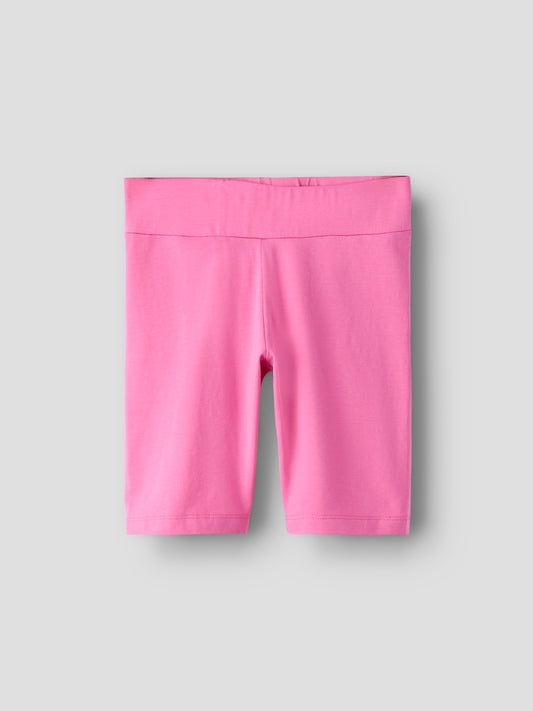 Rosa cykelbyxor med bred resår i midjan. 
Biker shorts till flicka och tjej, barn och ungdom i ekologisk bomull från Name it.
NKFFAHIROZ BIKER LEGGING
13254497