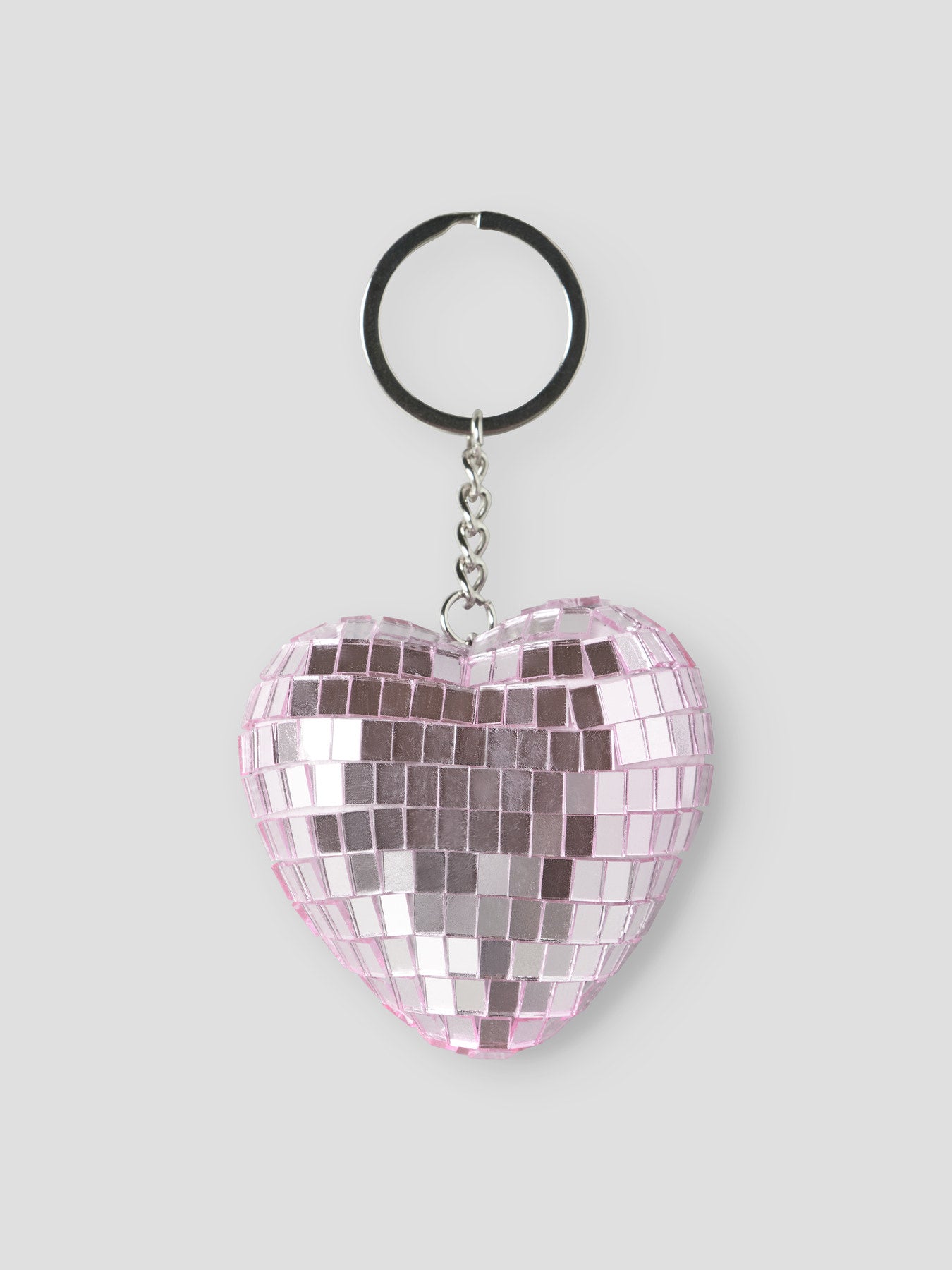 Silver färgad nyckelring med hjärta som en discokula, charms till väska  eller till nycklar.
NKFFAMINA KEYHANGER
13254499
