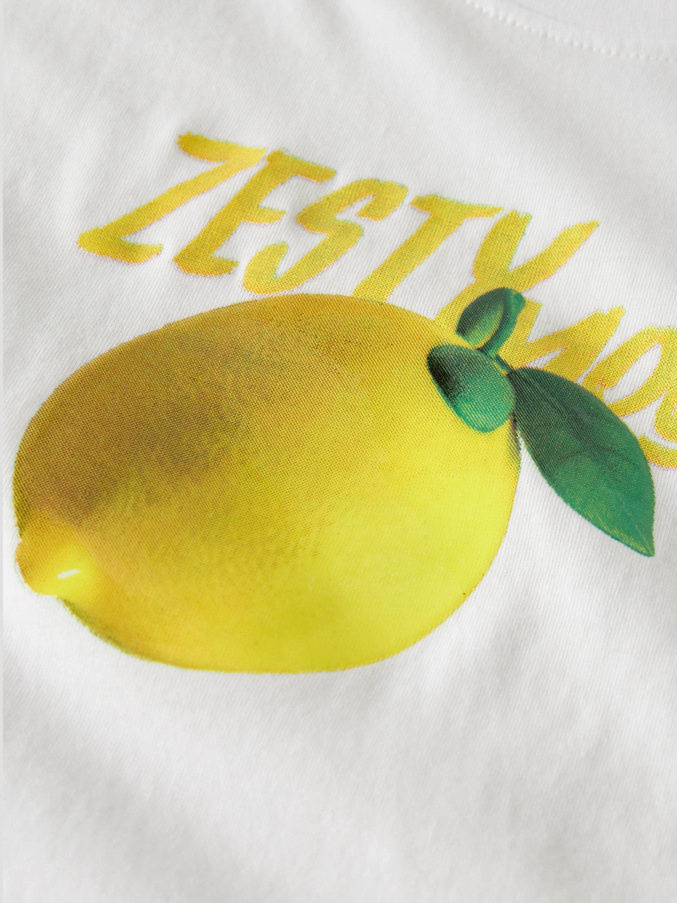 Cool citron t-shirt till flicka. Tjej tröja med frukt och bär i ekologisk bomull.
NKFFARINAZ SS NREG SHORT TOP BOX
13254574