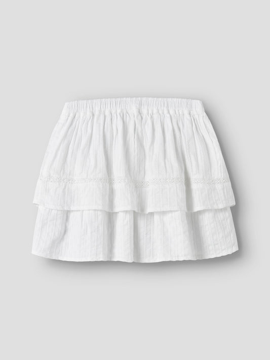 Vit kjol med spets och volanger till flicka. Söt sommar kjol i vitt perfekt till skolavslutning och midsommar för ungdom tjej.
NKFFATIDIASING SKIRT
13254751