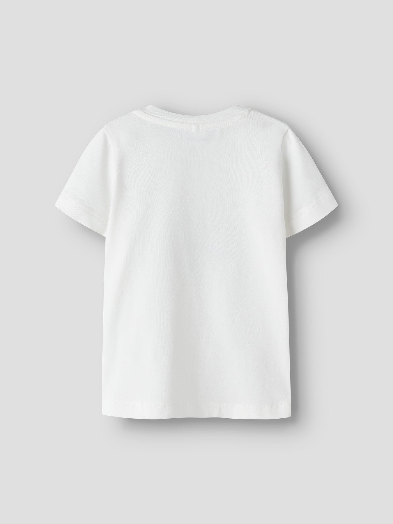 Kul vit baby t-shirt till pojke med krokodil och folkabuss. Bebis kläder i ekologisk bomull till pojke.
NBMFARTIL SS TOP BOX
13254833