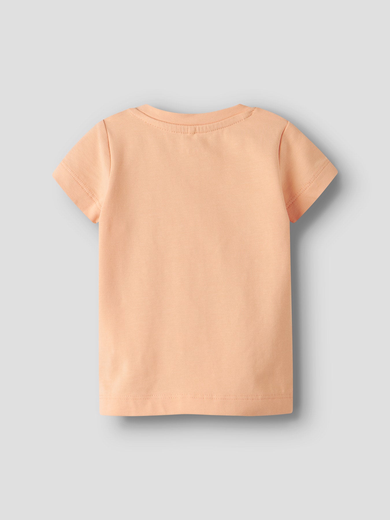 Kul orange baby t-shirt till pojke med krokodil och zebra. Bebis kläder i ekologisk bomull till pojke.
NBMFARTIL SS TOP BOX
13254833