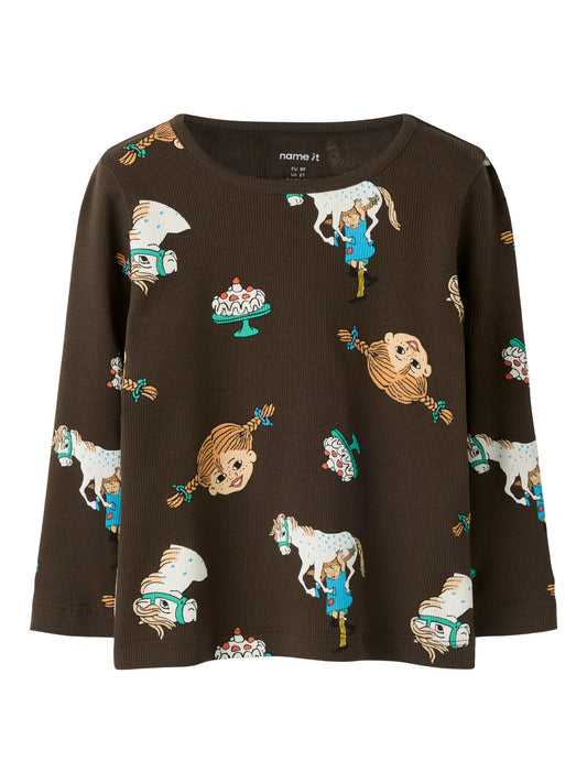 Brun Pippi tröja till flicka och pojke. Rolig lekfull långärmad t-shirt med Pippi Långstrump och Lilla Gubben. Söt tröja från Name it.
NMFSOCA PIPPI LS TOP SKY
13254863