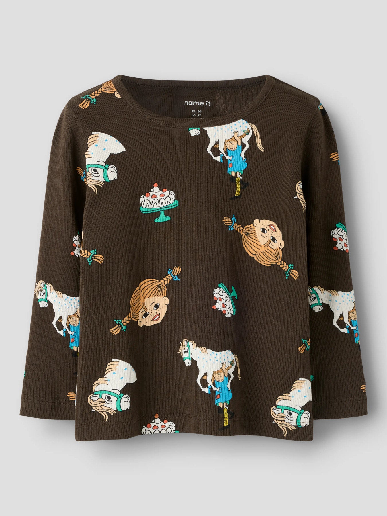 Brun Pippi tröja till flicka och pojke. Rolig lekfull långärmad t-shirt med Pippi Långstrump och Lilla Gubben. Söt tröja från Name it.
NMFSOCA PIPPI LS TOP SKY
13254863