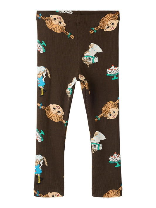 Pippi Långstrump byxor, bruna ribbade leggings med pippi och Lilla Gubben.
NMFSOCA PIPPI LEGGING SKY
13254864