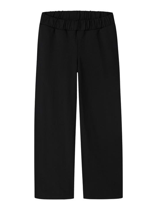 Svart kostym byxa till flicka, rak vid modell med resår i midjan. Byxor från Name it till barn och ungdom flicka. NKFNALINNA WIDE PANT NOOS
13255159