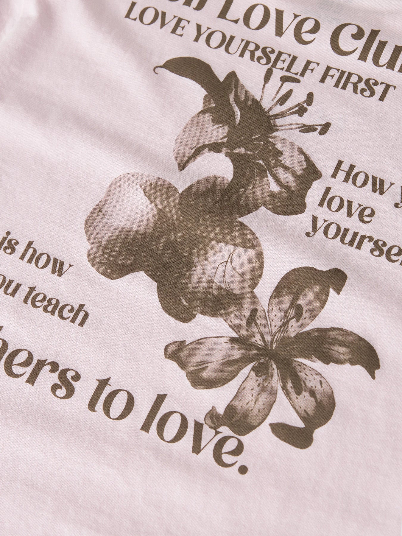 Rosa t-shirt till flicka. Kortärmad tröja med packprint i ekologisk bomull från Name it.
NKFHANA SS NREG TOP BOX
13255451