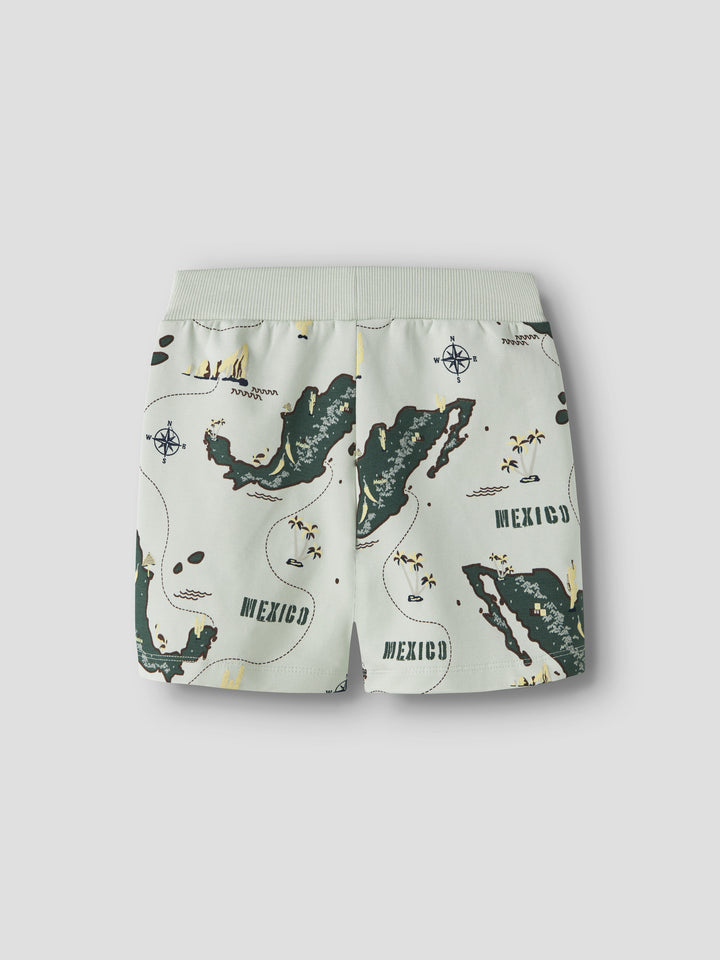 Sweat mjukis shorts till pojke. Mönstrade ljus gröna shorts i ekologisk bomull från Name it till pojke.
NMMHADRI NREG SWEAT SHORTS UNB
13255660