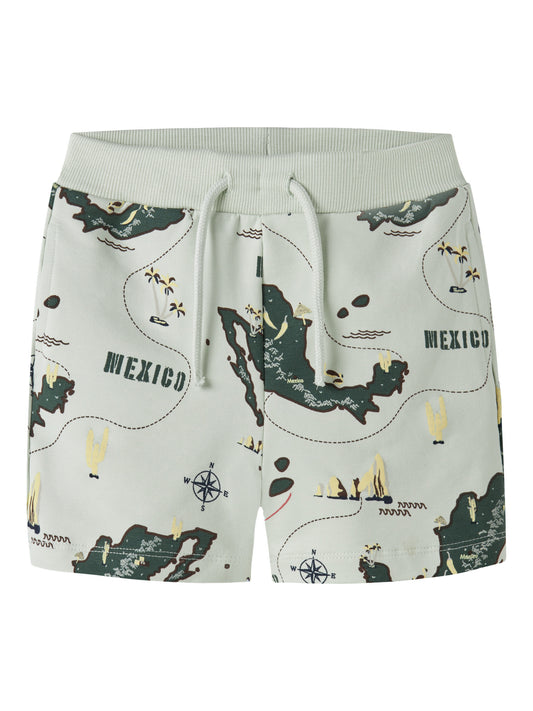 Sweat mjukis shorts till pojke. Mönstrade ljus gröna shorts i ekologisk bomull från Name it till pojke.
NMMHADRI NREG SWEAT SHORTS UNB
13255660