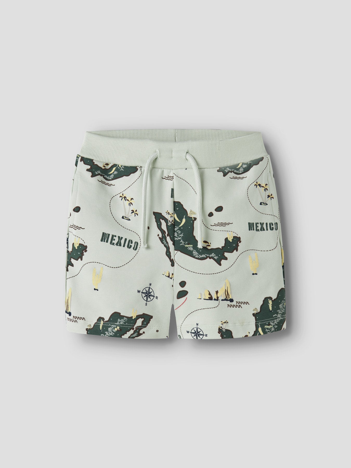 Sweat mjukis shorts till pojke. Mönstrade ljus gröna shorts i ekologisk bomull från Name it till pojke.
NMMHADRI NREG SWEAT SHORTS UNB
13255660