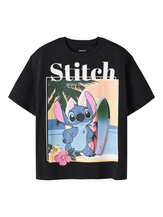 Svart t-shirt till flicka med Stitch print. Stitch sommar tröja till flicka från Name it.
NKFAFTINA STITCH SS NREG TOP BOX WDI
13255733 