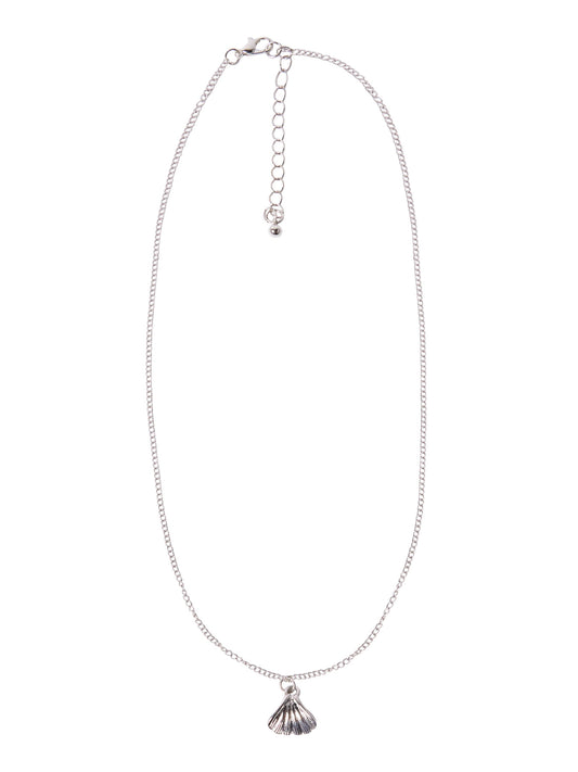Silver färgat halsband med snäcka till flicka. Tjej smycken till ungdom från LMTD.
NLFFITALE NECKLACE
13255777