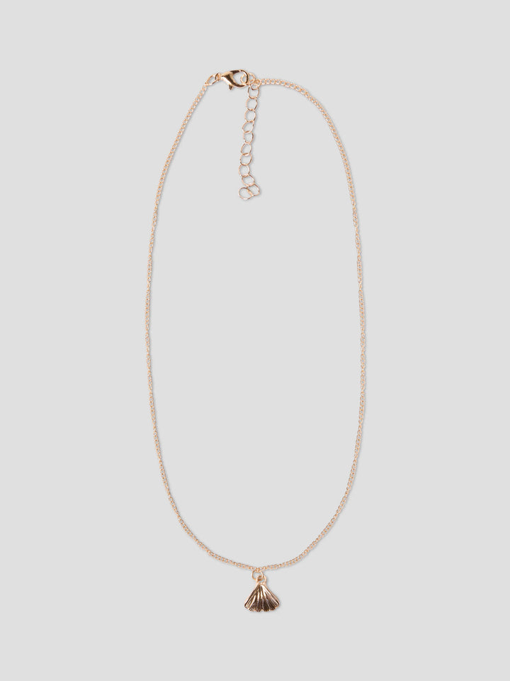 Guld färgat halsband med snäcka till flicka. Tjej smycken till ungdom från LMTD.
NLFFITALE NECKLACE
13255777