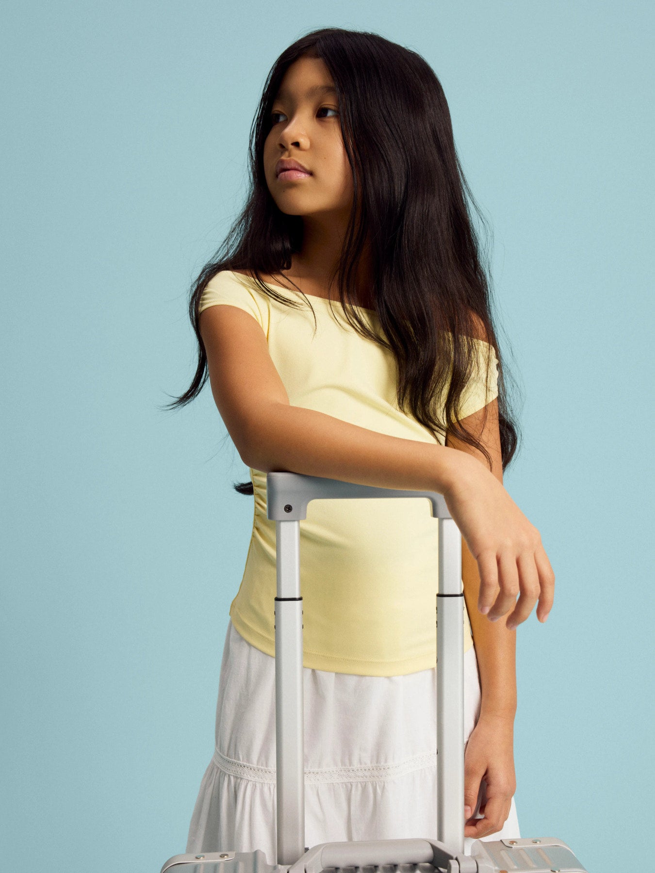 Gult enfärgad linne med rynkade sidor till flicka. Topp snygg cool topp till flicka från Name it.
NKFHELGU SLIM SH TANK TOP
13255846