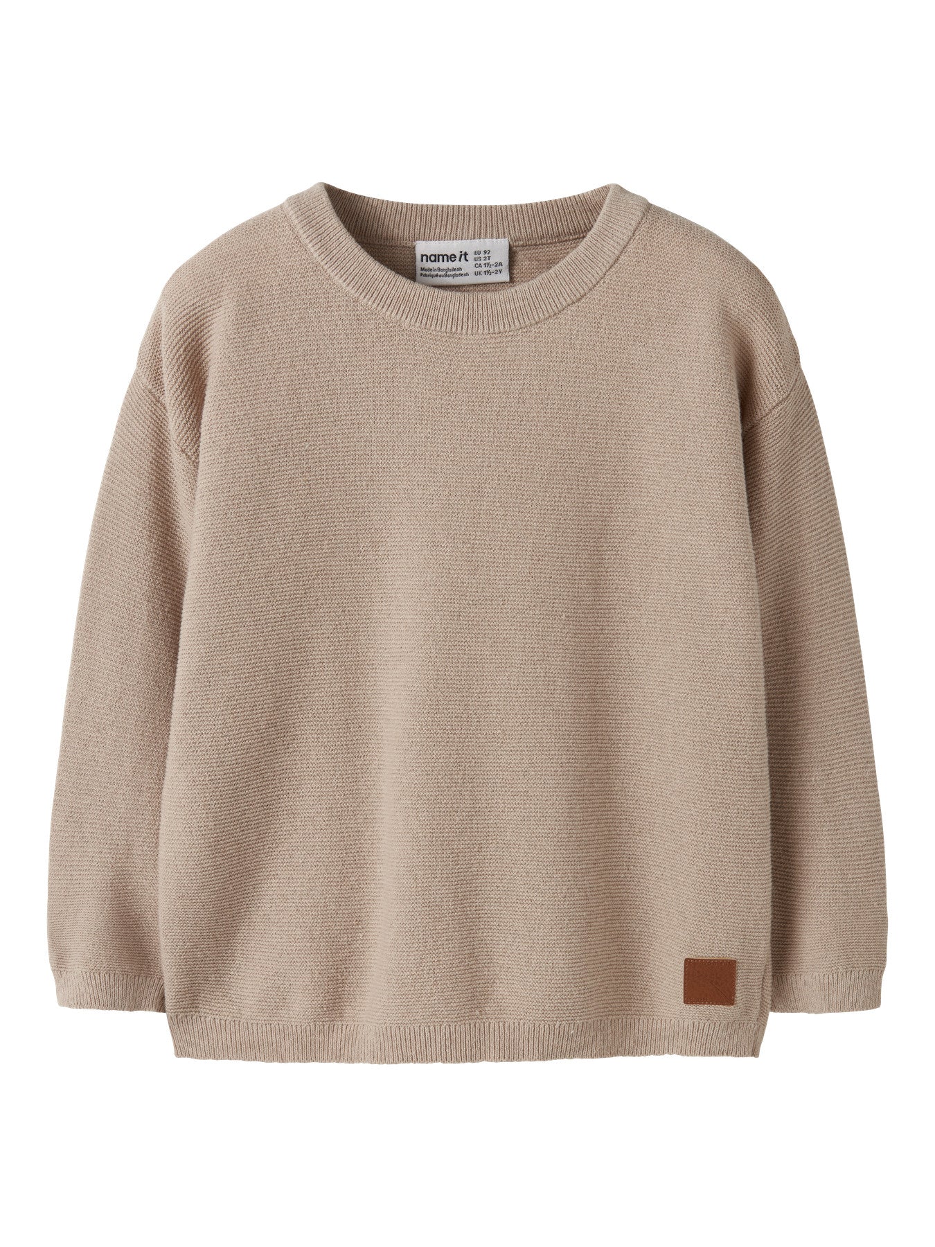 Beige enfärgad stickad tröja till pojke. Unisex tröja som passar pojke och flicka från Name it. Stickad loose fit tröja för en cool look.
NMMHAYES LS LOOSE KNIT
13255885