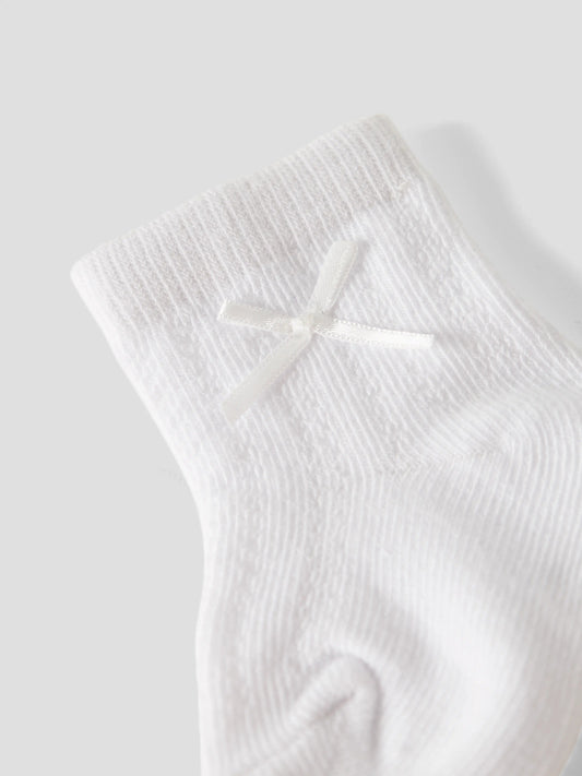 Söt vit baby strumpa med rosett till flicka. Vita bebis strumpor med rosetter från Name it.
NBFDITTY SOCK
13256166