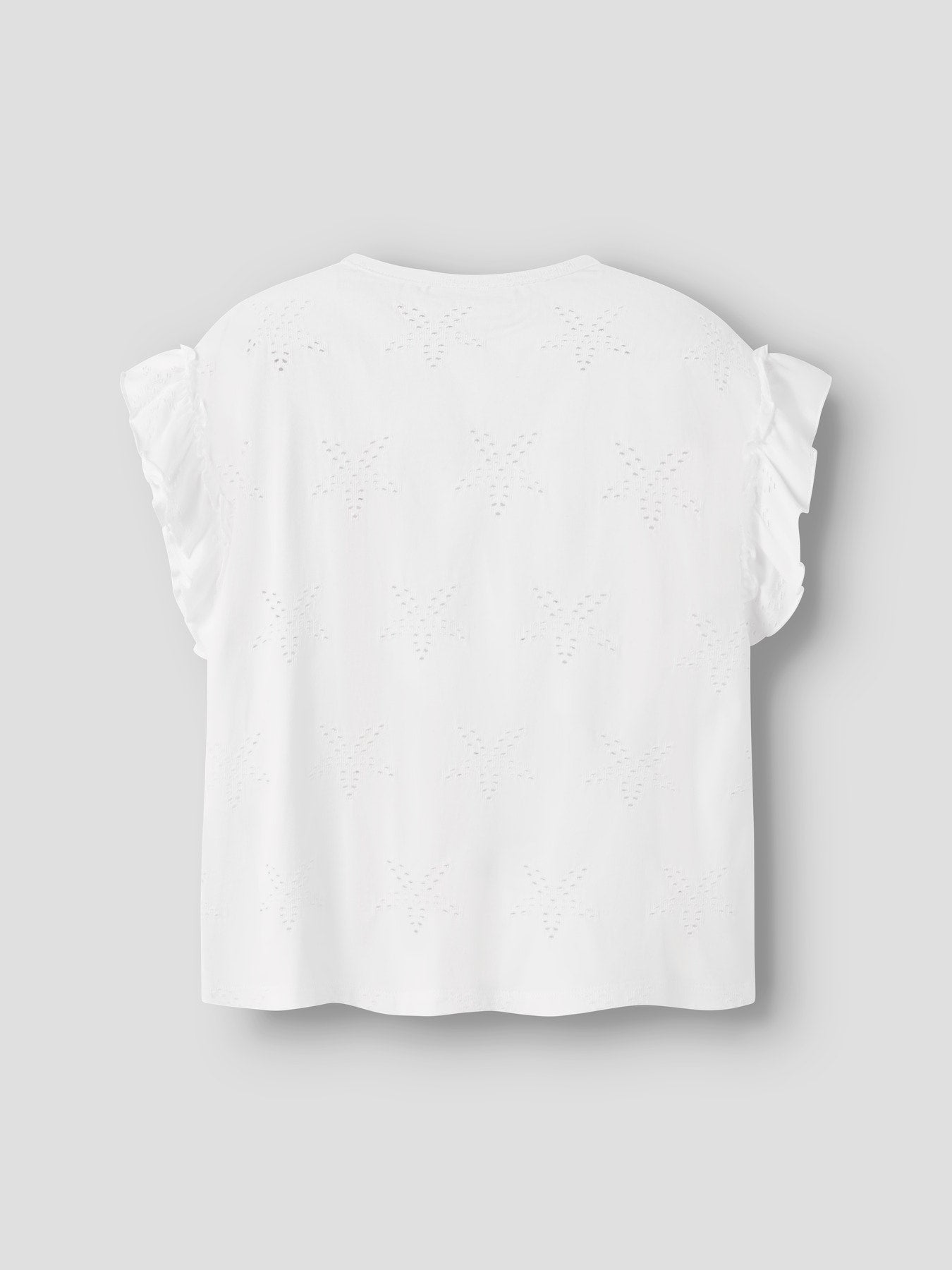 Vit broderad kortärmad topp till flicka. Söt t-shirt till ungdom tjej perfekt till skolavslutning eller midsommar. Fina sommar barn kläder till flicka från Name it.
NKFJADEN SL NREG SH TOP
13256696