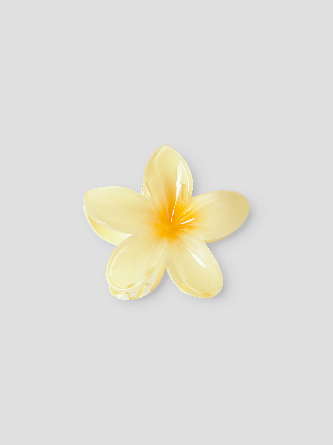 Gul hårklämma i form av blomma till flicka. Hårklämmor i härliga färger från Name it. 
NKFJIBISCUS HAIRCLAW
13256715