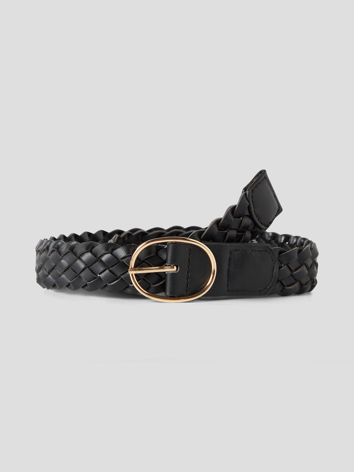 Svart flätat bälte till flicka. Tjej skärp, bälte i flätad modell med guld spänne från Name it.
NKFJALONA BELT
13256740