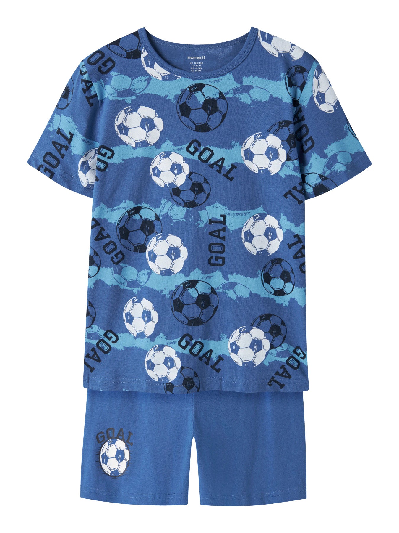Blå kortärmad och shorts pyjamas till pojke. Kortbent pyjamas eller shortsset, ekologisk fotbolls pyjamas till kille från Name it.
NKMNIGHTSET SS DELFT FOOTBALL NOOS
13257123