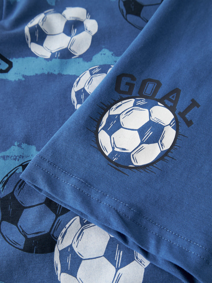 Blå kortärmad och shorts pyjamas till pojke. Kortbent pyjamas eller shortsset, ekologisk fotbolls pyjamas till kille från Name it.
NKMNIGHTSET SS DELFT FOOTBALL NOOS
13257123