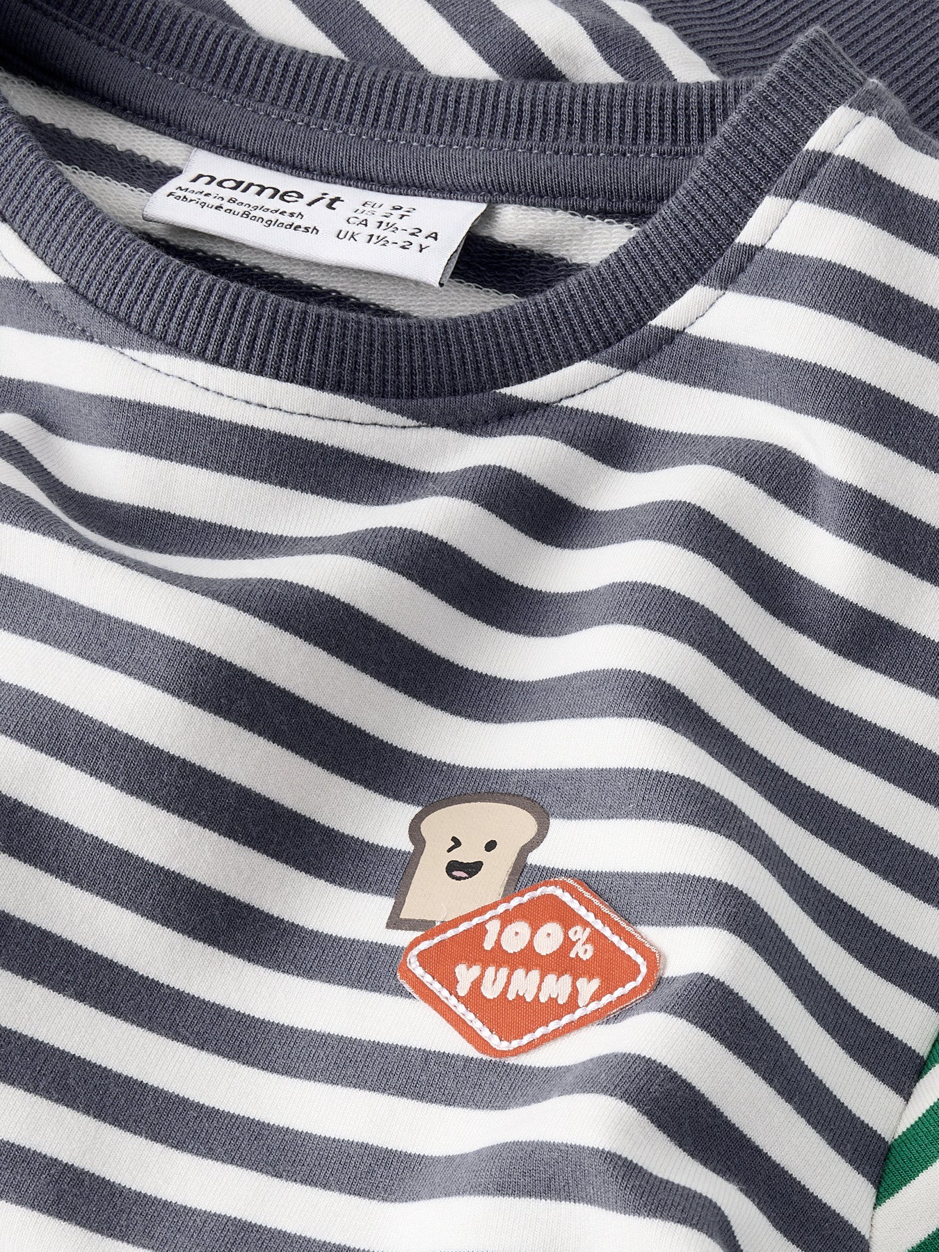 Name It randig röd, grön och blå sweatshirt för pojke i mjuk bomullsblandning med rund hals och långa ärmar. Ekologiska barnkläder från Nameit
NMMKASTER LS NREG SWEAT UNB
13257555