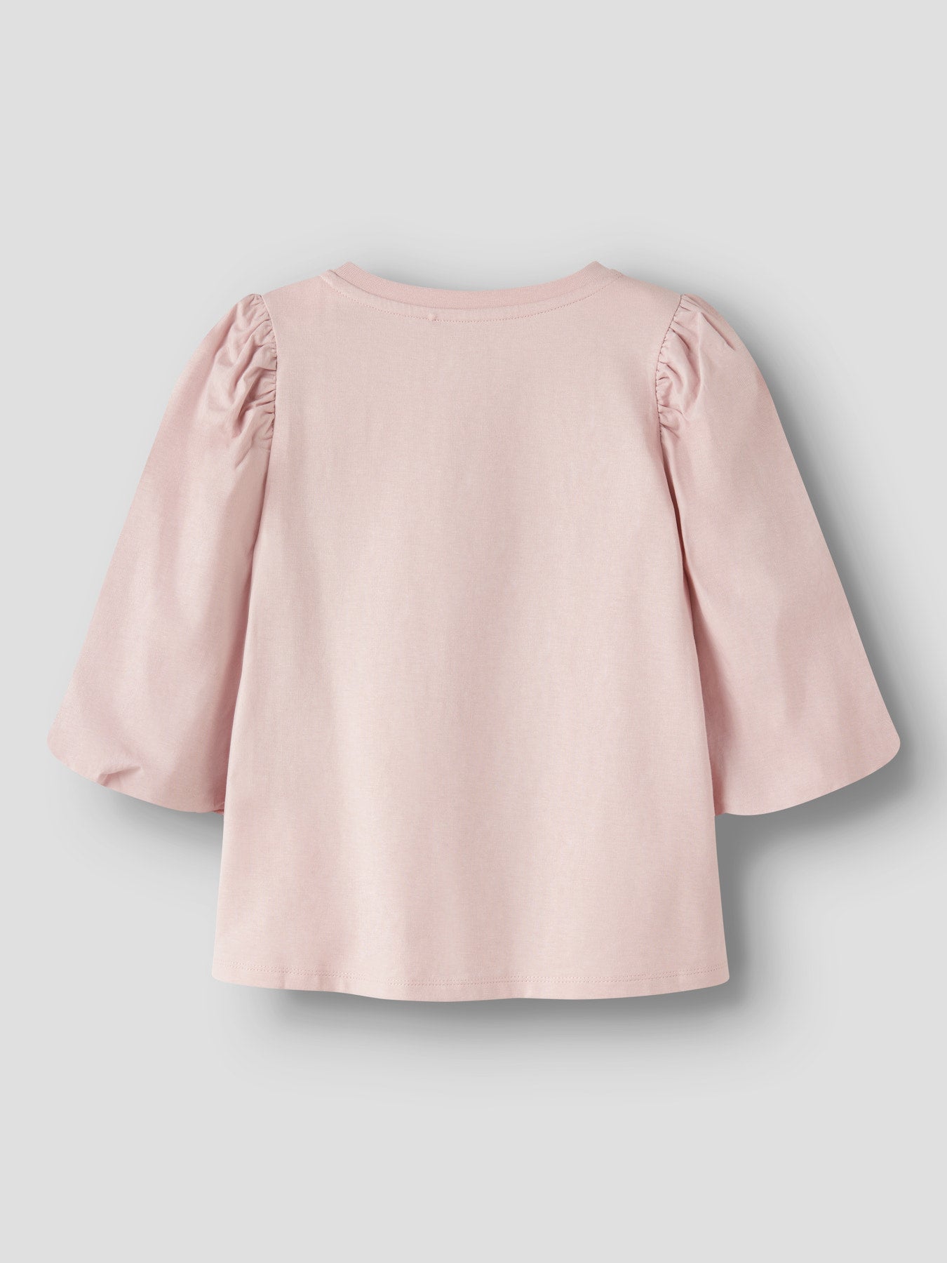 Name It rosa topp för flicka med korta volangärmar i mjuk bomullsblandning
NKFKOMHA 2/4 TOP
13257658