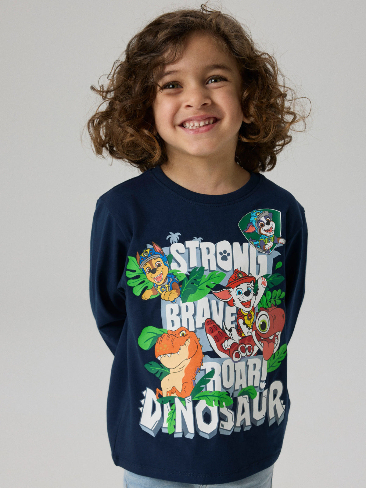 name it långärmad Paw Patrol-tröja för pojke i navy med Marshall, Chase, Rubble och dinosauriemotiv i mjuk bomullsjersey.