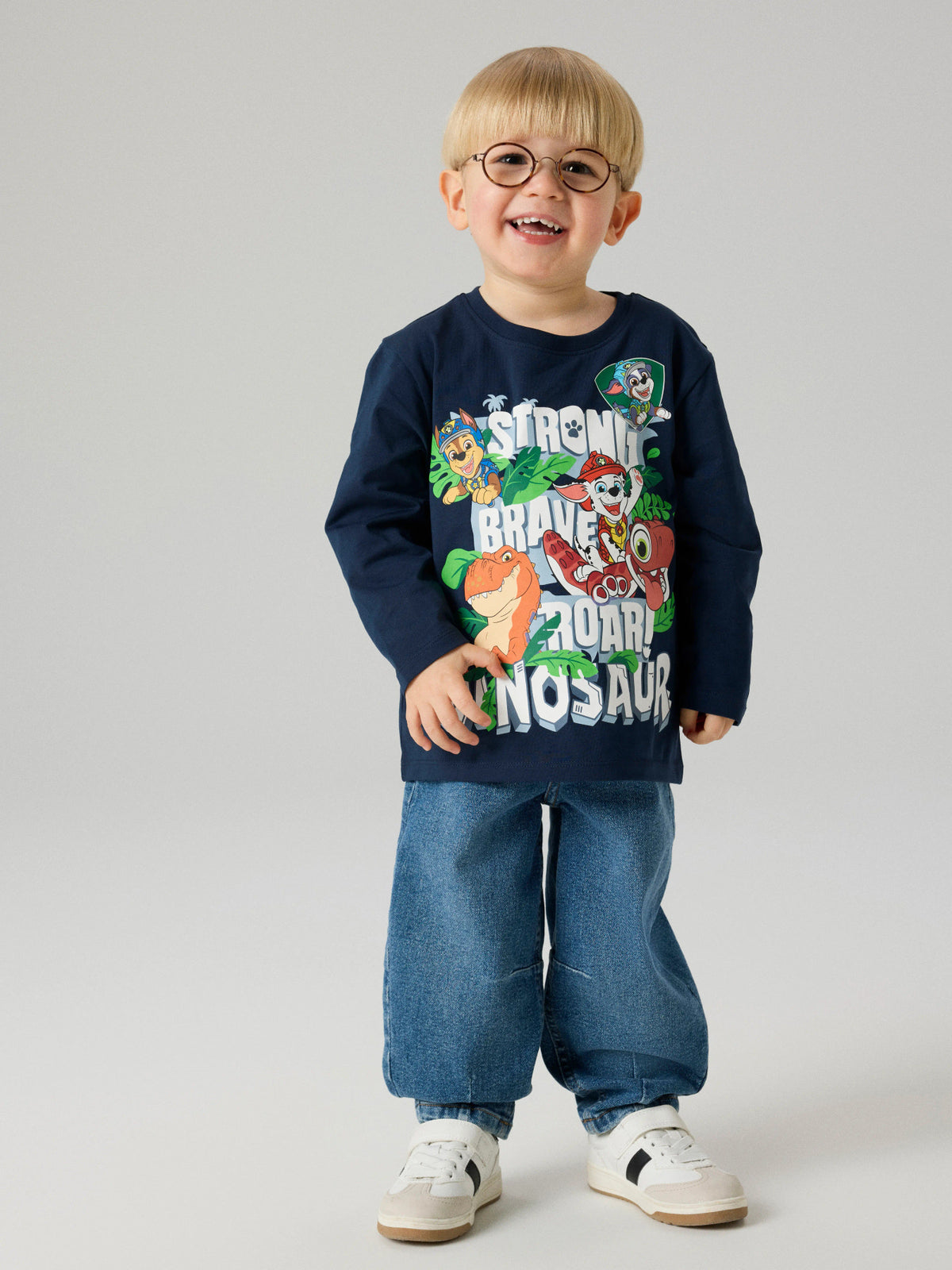 name it långärmad Paw Patrol-tröja för pojke i navy med Marshall, Chase, Rubble och dinosauriemotiv i mjuk bomullsjersey.