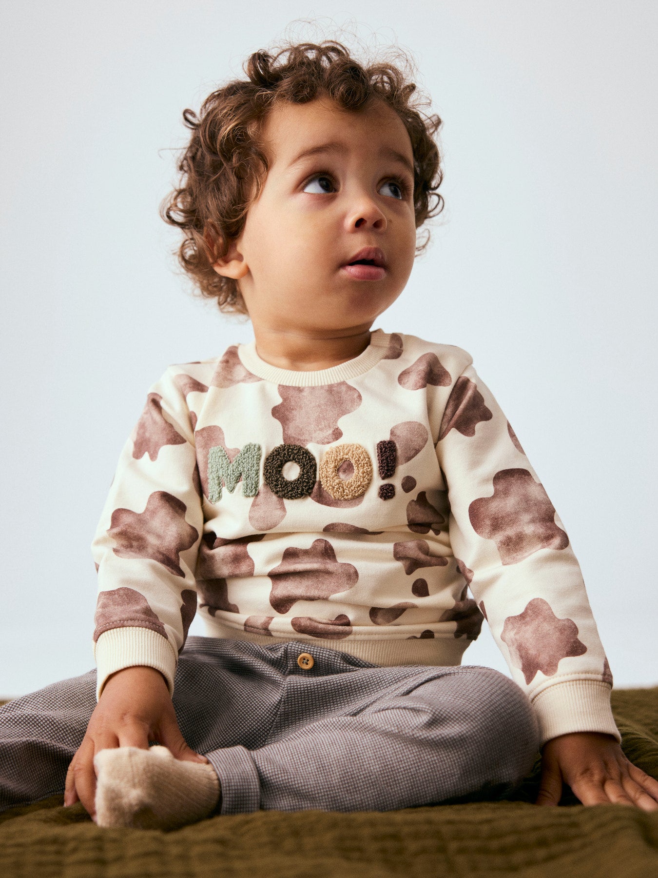 Name It Larry Sweatshirt Med Kossmönster Antique White Till Baby Pojke