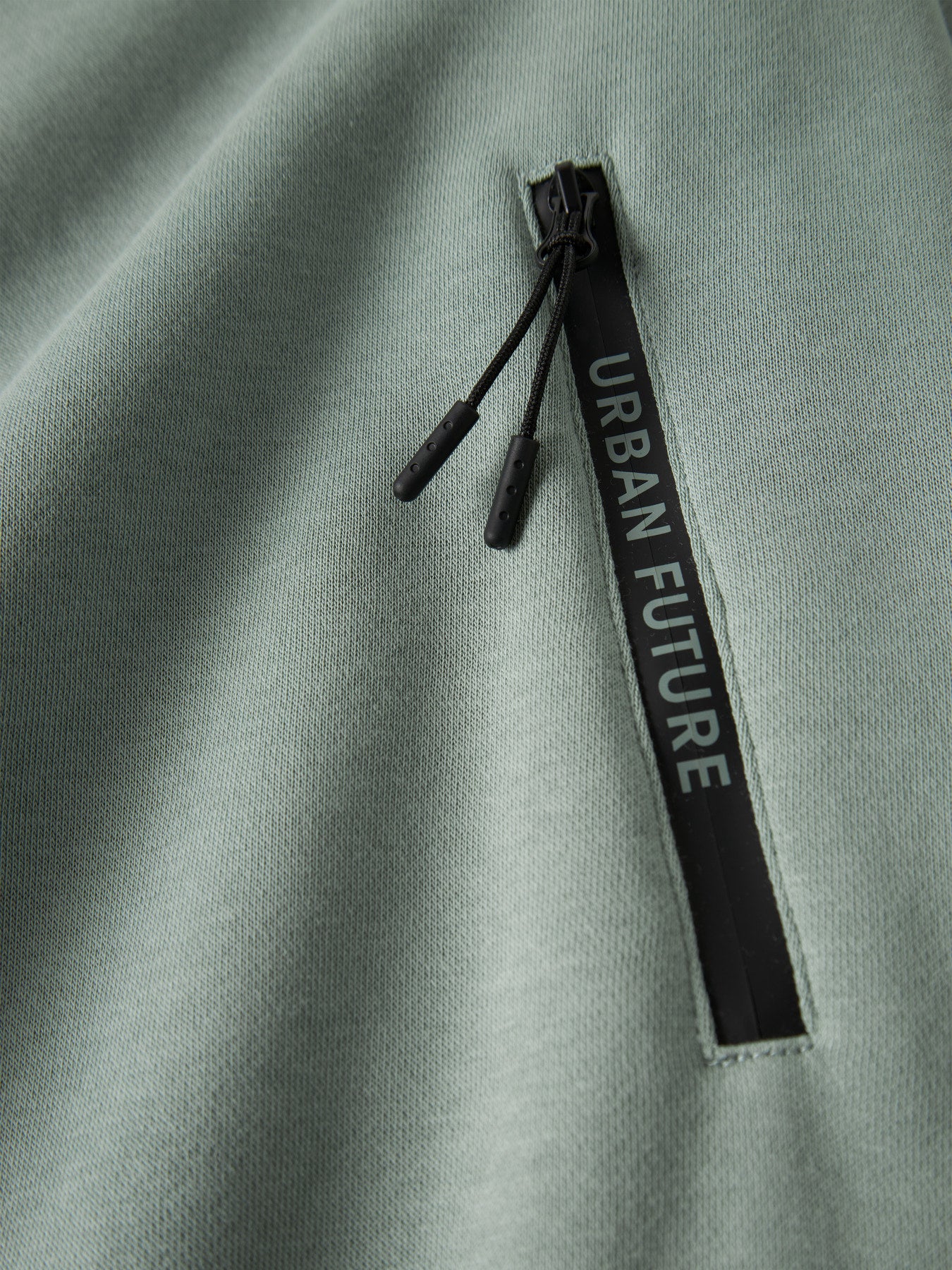 Name It Leo sweatshirt för pojke med dragkedjefickor i Green Milieu