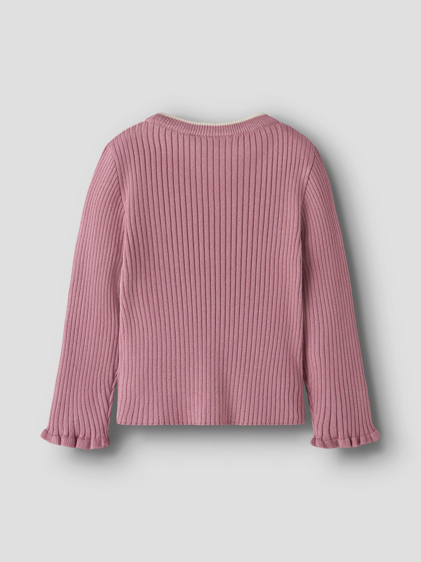 Name It Leanna stickad ribbtröja för flicka i rosa färg med volangkant vid ärmsluten