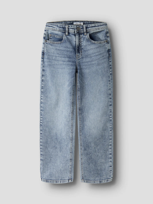 Name It Ryan ljusblå Straight jeans för pojke med raka ben och tvättad denimlook