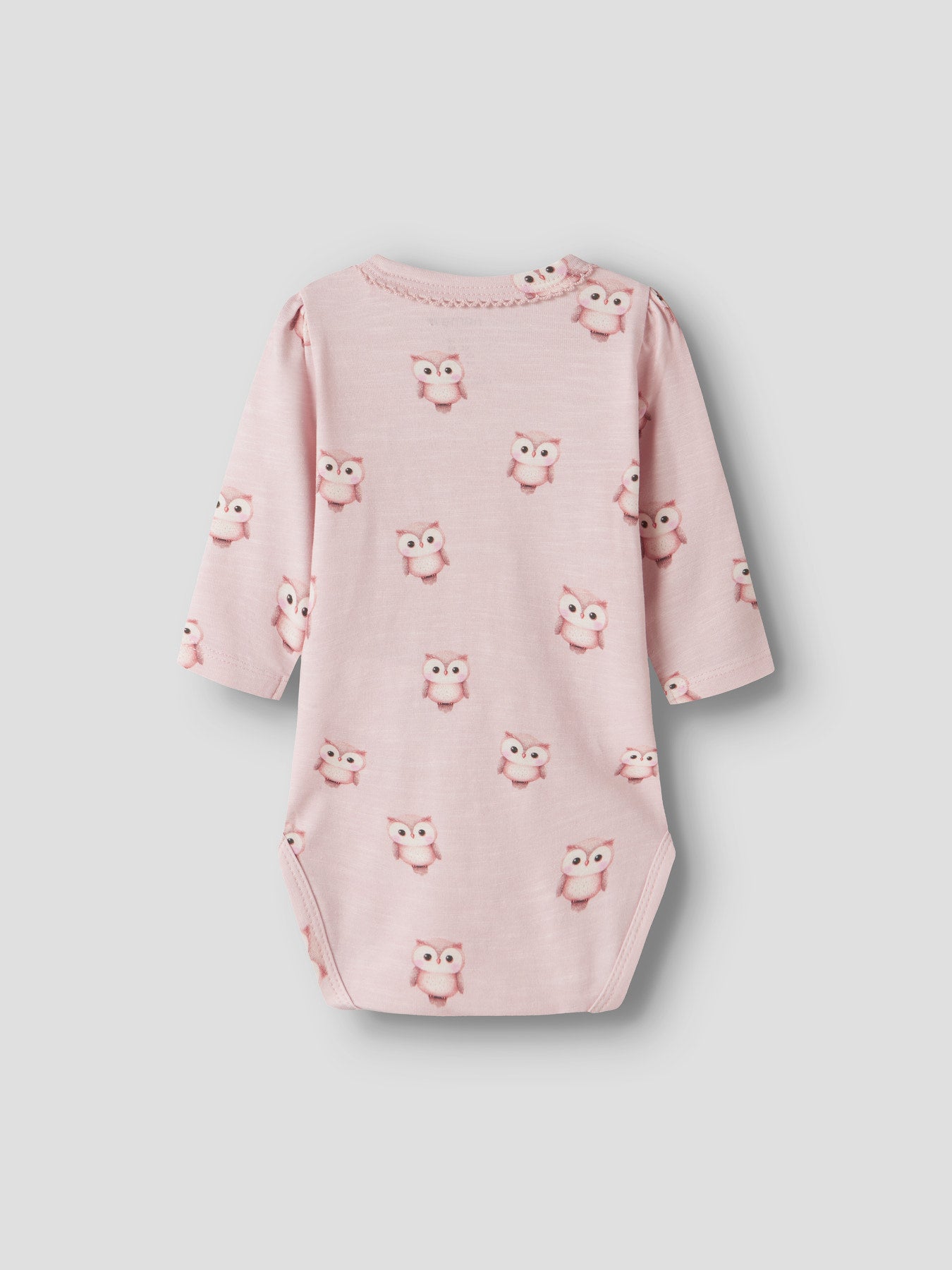 Name It Netie rosa långärmad body i ekologisk bomull med ugglor för babyflicka.